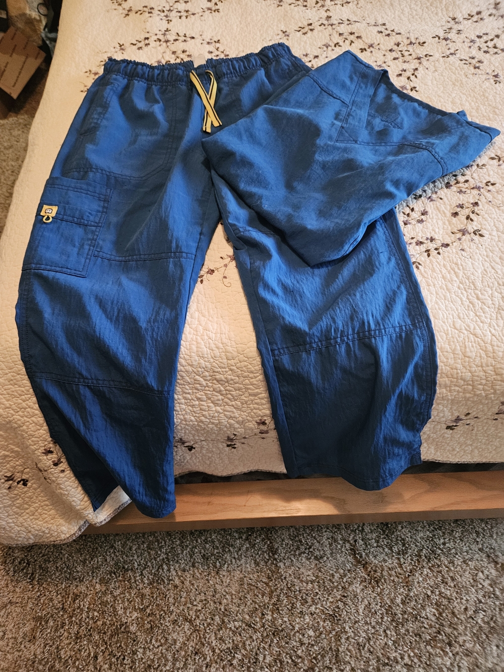WomenssBlue Cargo Scrub Pants - Elastic Waist